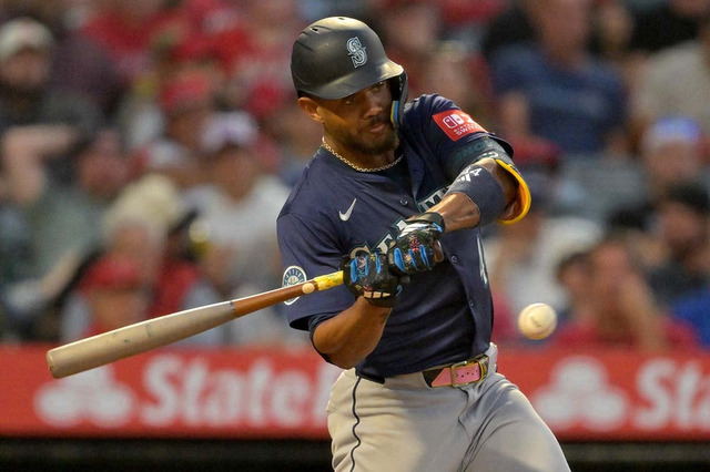 【MLB】AL西地区優勝争い、マリナーズが同率アストロズに先勝で「単独首位浮上」　イチローの“愛弟子”フリオら計4本塁打で完封リレー 画像