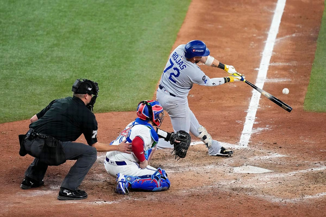 【MLB】「引退しちゃダメだよ、あと10年一緒にやろう」ロハス、大谷翔平からの声掛けに感無量　「人生で最もクールな出来事」と明かす 画像