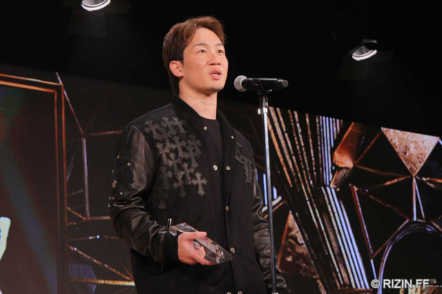 【RIZIN】朝倉未来、MVP授賞式の舞台裏で“スパイ”を警戒？「だいぶ胡散臭くなってきた」「敵なんでね」 画像