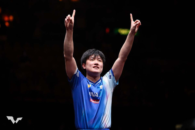 「ハリモトが“4度目の正直”」張本智和、悲願の初Vを大会公式が祝福　中国メディアも快挙を報道「五輪銀メダリストを撃破」【WTTファイナルズ香港】 画像