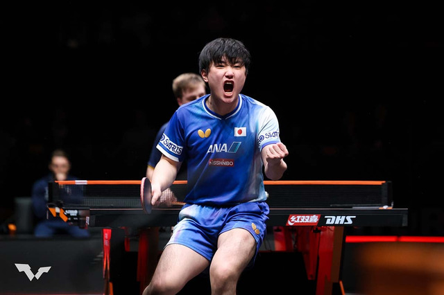 張本智和、“4度目の正直”達成の日本エースが悲願の初優勝　パリ五輪銀・モーレゴードを4－2撃破で戴冠【WTTファイナルズ香港】 画像