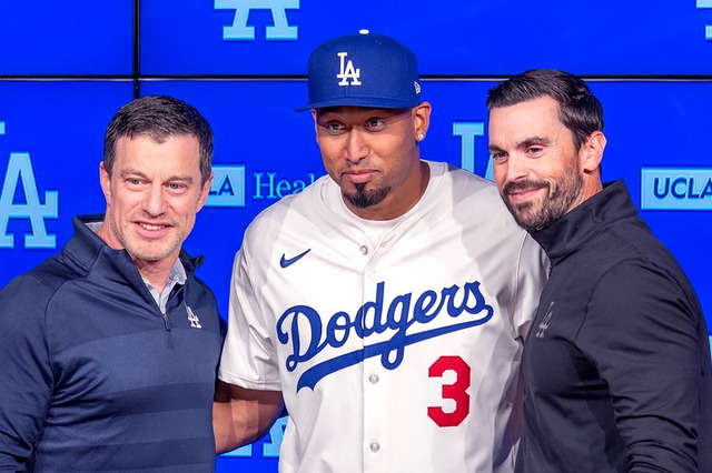 【MLB】ドジャース新守護神のディアス、米データサイトの来季成績予想は？　隔年で推移する防御率「3.45→1.31→3.52→1.63→？」 画像