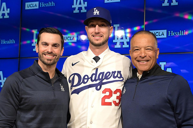 【MLB】ド軍地元メディアが伝えたタッカー“短期契約”の背景「賢明な選択」　大谷翔平らと共闘の29歳は「弱点を強みに変える」 画像