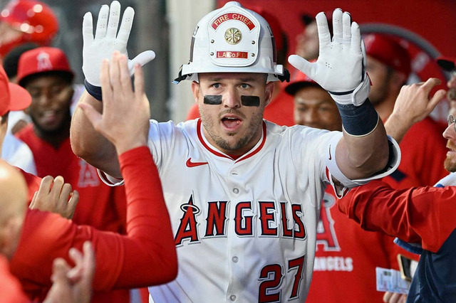 【MLB】トラウトが本職の“中堅手復帰”へ「両翼より負担が少ない」　首脳陣も全面バックアップ「全盛期の姿を追いかけるのではなく……」 画像