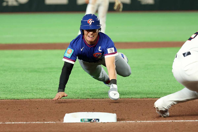 【WBC2026】台湾代表“イケメン主将”左手人差し指の骨折抱えるも……強行出場で魂のヘッスラ　延長戦制して韓国代表を撃破 画像