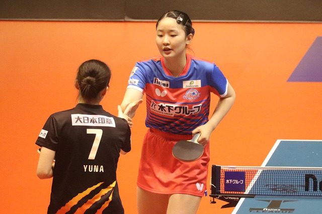 張本美和、シングルス“10戦全勝”達成に「すごくうれしい」　全日本女王で殻を破った17歳エースが意気込み【Tリーグ】 画像