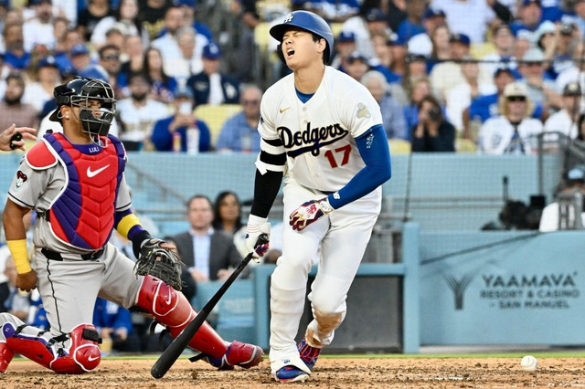 【MLB】「次はお前な？」大谷翔平のすべらない二刀流ジョーク再び　死球直後に相手野手を“指差し予告”でニヤリ 画像