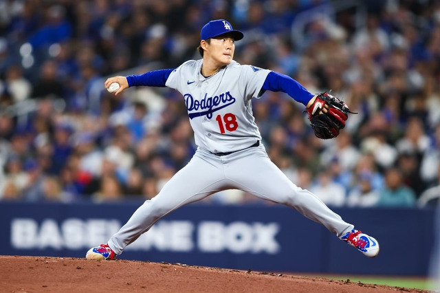 【MLB】“今季2勝目”山本由伸、無死満塁で圧巻火消しのベシアに「助けられました」　7回途中1失点でドジャース5連勝　 画像
