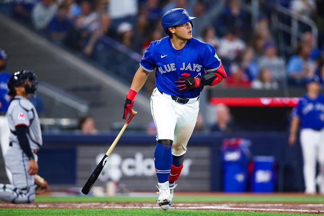 【MLB】「岡本和真は打席内でさらに後ろへ」公式放送局が“大胆な打撃改善”に着目……好調を示すバレル率の急上昇「6.0％→25.0%」 画像