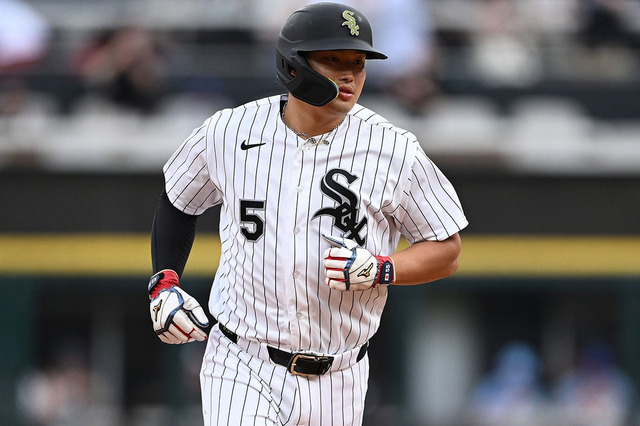 【MLB】「捕手は投げてこないものと……」村上宗隆、ベンチもビックリの初盗塁　「まあ、いいスタートだったね」と指揮官は苦笑い 画像