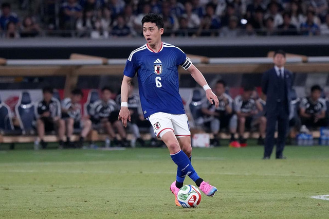 遠藤航が離脱した日本代表、ボランチではなくFWを追加招集　米メディア「驚きは守田英正を選ばなかったこと」と伝える 画像