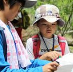 講座では自然の知識を、フィールドでは自然を体感できる。