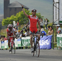 　ツール・ド・北海道は9月13日、午前中に行われた第3ステージに続いて、帯広市から占冠村・トマムへの116kmで第4ステージが争われ、山岳王のJ・バンレイジェン（24＝バンブリエ）が優勝。