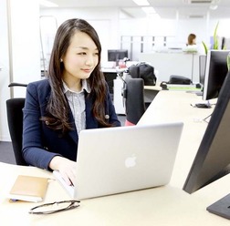 テクノモバイルの松本小鈴さん【写真：米玉利朋子】