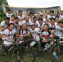 地元の自転車クラブも大会ボランティアとして大活躍