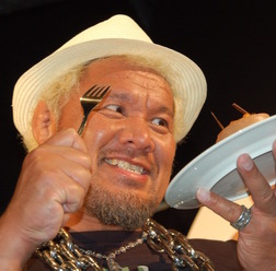 原宿に新日本プロレス44周年記念カフェが誕生…真壁刀義「俺も同い年」