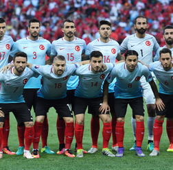 サッカートルコ代表 参考画像（2016年6月17日）