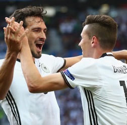 サッカー欧州選手権、ドイツ代表が8強入り（2016年6月26日）