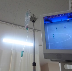 手術直後にリオ五輪のサッカー中継を見る