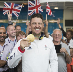 リオデジャネイロ五輪男子ゴルフで英国代表のジャスティン・ローズが金メダル（2016年8月14日）