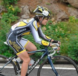 　第24回全日本マウンテンサイクリングin乗鞍が8月30日に長野県松本市の乗鞍高原で開催され、女子クラスではアテネ五輪のMTB代表、中込由香里（シーナック・スペシャライズド）が優勝した。以下は同選手のレポート。