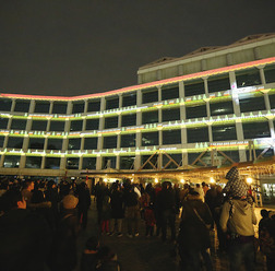 中山競馬場 参考画像 クリスマスイルミネーション点灯式…本田望結とマギーが登場