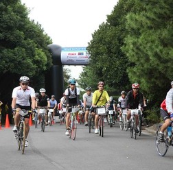 　国内外で開催される自転車レースやイベントなどの日程を掲載した「大会・イベントカレンダー」が更新されました。
　各イベントの内容（カテゴリー）、開催日や開催地、募集期間などがひと目で分かるとともに、興味のあるイベントがあれば直接大会ホームページを訪問
