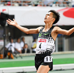 日本選手権男子1万mで二連覇を達成したナイキ・オレゴン・プロジェクトの大迫傑（2017年6月23日）