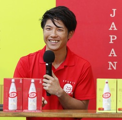 成田緑夢がキットカット新製品試食イベントに登場「オリンピック、パラリンピックどちらかに挑戦したい」