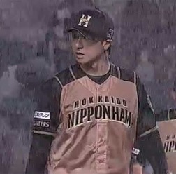 雨が降りしきる中、好投を続けた日本ハム・上沢【画像：(C)PLM】