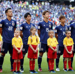 W杯初戦で金星の日本代表、吉田麻也の「やさしさ」が海外で話題に！