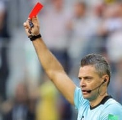 オランダサッカー界、「監督へのイエロー・レッドカード」を導入