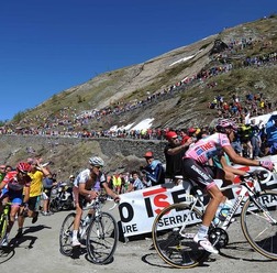 　ジロ・デ・イタリアは5月28日、ベルバニア～セストリエーレ間の242kmで第20ステージが行われ、モビスターのバシリ・キリエンカ（29＝ベラルーシ）が3年ぶり2度目の区間優勝を果たした。