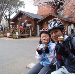 　東京都自転車競技連盟・普及委員会が8月7日に「TCF親子ブルべ」を開催する。東日本大震災で延期していたもの。ブルベは、他者の助けを借りることなく、自力で決められたコントロールポイントを通過して、規定時間内にゴールするサイクリング。荒川サイクリングロード