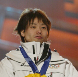 清水宏保ってどんな人？長野五輪で金メダル獲得の日本初のプロスケーター