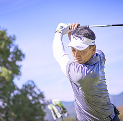 金本知憲がゴルフに挑戦　わずか4ヶ月で350ヤードワンオンに成功　炎天下でも「もっと練習しよう」