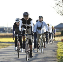 　国内外で開催される自転車レースやイベントなどの日程を掲載した「大会・イベントカレンダー」が2012年版に更新されました。海外の主要大会の来季日程や国内の注目大会も掲載されています。
　各イベントの内容（カテゴリー）、開催日や開催地、募集期間などがひと目