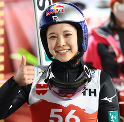 【スキー】高梨沙羅、首位で世界選手権本戦へ　女子初の“金銀銅コンプリート”なるか