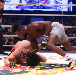 【格闘技】元RIZIN王者マネル・ケイプが遂にUFCデビュー プロハースカの初陣は延期
