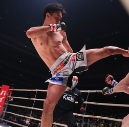 【総合格闘技】「RIZIN.26」朝倉未来が復活　1RKOでドミネーター聡志を沈める