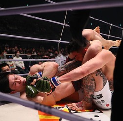 【格闘技／RIZIN.34】弥益ドミネーター聡志、鮮烈一本勝ちで萩原京平に完勝「勘違いして格闘技に専念しないように…」