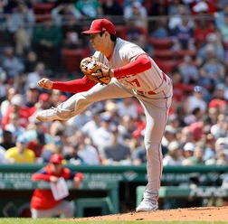 【MLB】大谷翔平、「二刀流の聖地」敵地フェンウェイで103年ぶり偉業　「プレーでき励みになる」