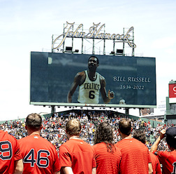 【NBA】ボストン・セルティックスの8連覇、11度優勝をけん引　ビル・ラッセル亡くなる