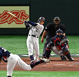 【WBC】先制許した侍ジャパン、吉田正尚、山田哲人のタイムリーで逆転に成功　チェコ戦