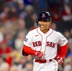 【MLB】吉田正尚、メジャー第1号は特大グリーンモンスター越えの同点弾