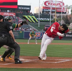 【MLB】大谷翔平、頭部への“危険球”を絶叫回避　リベンジ強烈二塁打で6点差逆転もお決まり投壊で“なおエ”