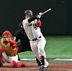 【今週の決戦】DeNA牧秀悟が交流戦打率トップを守り抜くか　日本ハム・加藤豪将との“打撃好調”同士の対決の行方は……