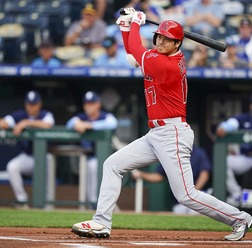 【MLB】大谷翔平、レフト線強襲の二塁打で13試合連続安打　殿堂入りスターも「信じられない活躍」と称賛