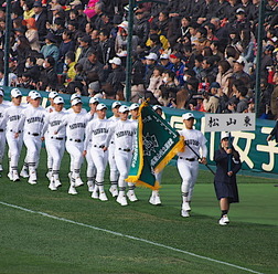 【甲子園】学生野球の監督はOBがやるべし　「18歳の自分を見ているよう」後輩との対戦は言葉にできない苦悩あり