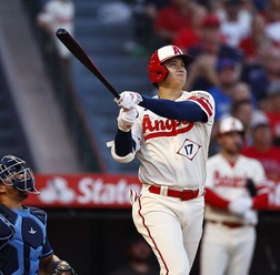 【MLB】「非現実的だ」大谷翔平、ライトへの“2戦連発”特大43号グランドスラムでエ軍勝ち越し